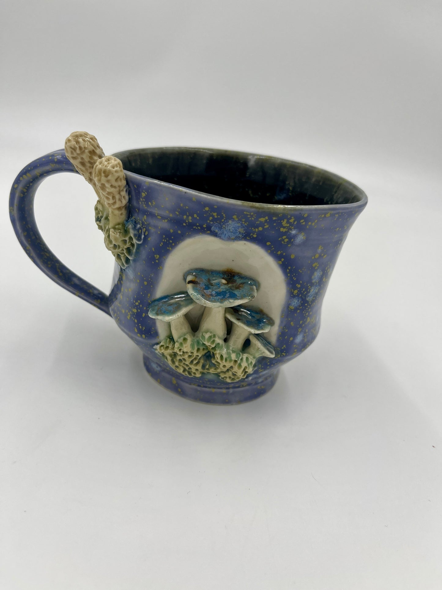 Mushroom mug - hydrangea